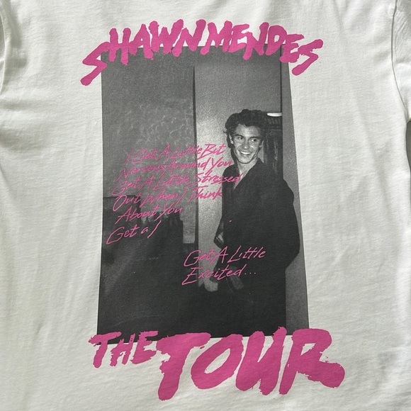 NEW Shawn Mendes T shirt + CD - Picture 5 of 8